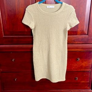 Elodie size small dress